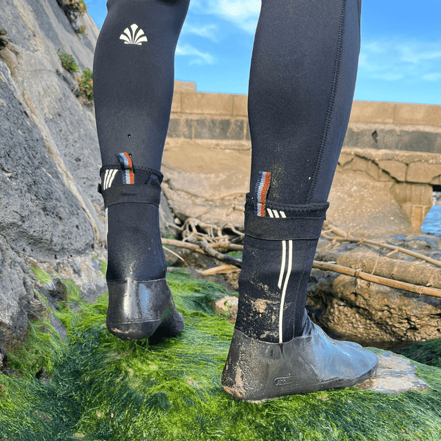 Yoshi - Chaussons de surf néoprène 4 mm pouce séparé - Saint Jacques Wetsuits