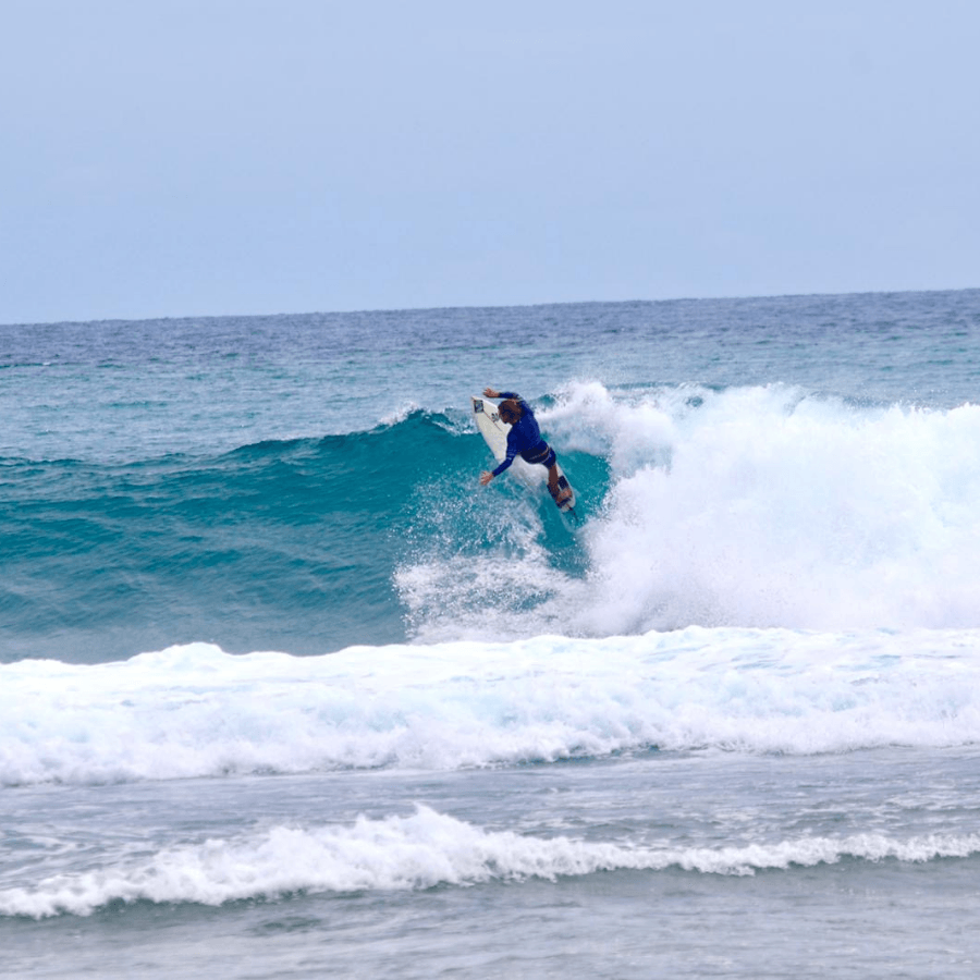 Surfer en Top Lycra Homme Lines Bleu Saint Jacques Wetsuits